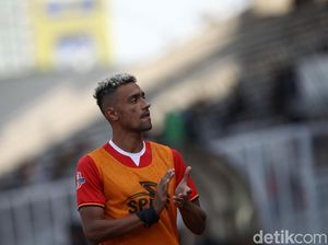 Persija Lepas Bruno Matos dan Steven Paulle