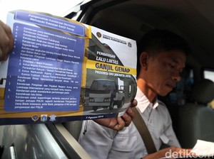 Perluasan Ganjil-Genap Jadi Bukti Perekonomian Indonesia Baik-baik Saja