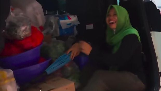 Kalap! Belanja di Pasar, Ussy Sulistiawaty Habiskan Rp 11 Juta