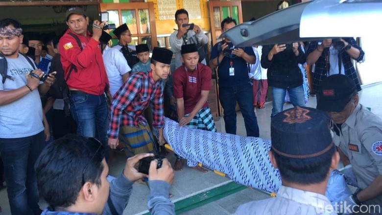 Ini Motif Penganiayaan yang Tewaskan Santri di Mojokerto Ini Motif Penganiayaan yang Tewaskan Santri di Mojokerto