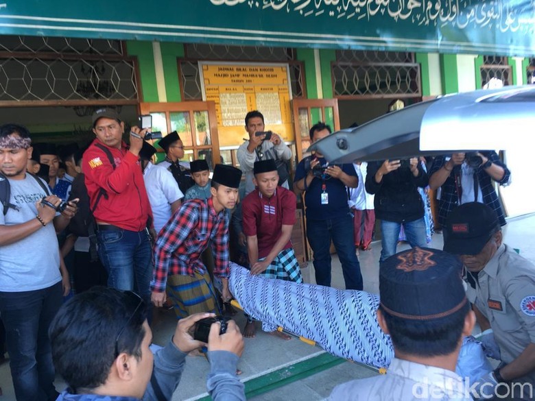 Ini Pemicu Penganiayaan yang Tewaskan Santri Ponpes di Mojokerto Ini Pemicu Penganiayaan yang Tewaskan Santri Ponpes di Mojokerto