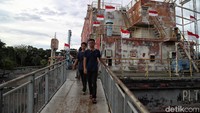 Kapal berbobot 2.600 ton ini sebelumnya berada di laut tepanya dipelabuhan penyeberangan Ulee Lheuh, tempat berdirinya sekarang (Punge Blang Cut, Jaya Baru, Kota Banda Aceh).