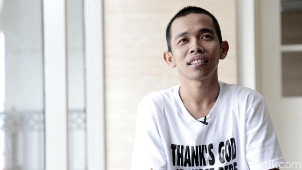 Dede Sunandar Berjuang demi Anak yang Idap Sindrom Williams