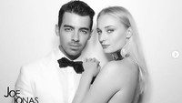 Ya mungkin saja, memang selera Sophie dan Taylor yang sama. Dok. Instagram/joejonas