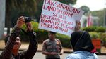 FPR Indonesia Gelar Aksi di Depan Istana