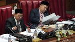 268 Botol Air Mineral Gantikan Anggota Dewan Rapat Paripurna