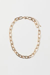 Cari Aksesori? Ini Pilihan Kalung Rantai Emas yang Stylish dan Timeless