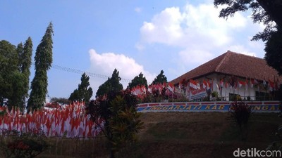 Foto: Nostalgia Akhir Pekan di Gedung Perjanjian Linggarjati Kuningan