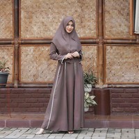 Sebelum mantap berhijab, Citra Kirana yang memulai karier dengan menjadi finalis GADIS Sampul 2007 sering mengunggah gaya memakai hijab. Hal itu karena aktris yang akrab disapa Ciki itu didapuk sebagai brand ambassador sebuah merek hijab. Foto: Instagram