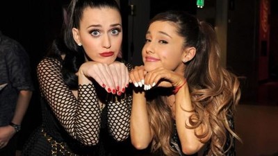 Deretan Seleb Percaya Alien, Katy Perry hingga Ariana Grande