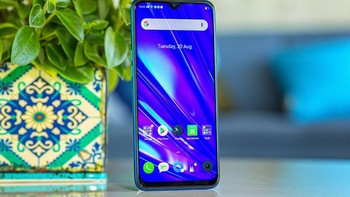 7. Ada Realme Q atau di Indonesia dikenal dengan Realme 5 Pro dengan nilai 217.345. Foto: GSM Arena