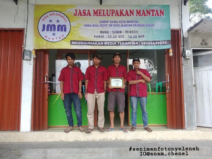 Viral, jasa melupakan mantan. Foto: Facebook Khoirul Anam Viral, jasa melupakan mantan. Foto: Facebook Khoirul Anam