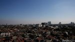 Birunya Langit di Jakarta Hari Ini