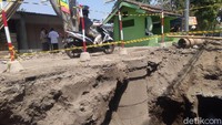 Dari ketiga titik tersebut proyek rehabilitasi baru dimulai di Celeban dan Jalan Babaran, sementara di Jalan Supomo belum dikerjakan. Dari ketiga titik tersebut proyek rehabilitasi baru dimulai di Celeban dan Jalan Babaran, sementara di Jalan Supomo belum dikerjakan.