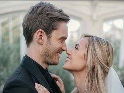 Potret Pernikahan Romantis Dedengkot YouTuber PewDiePie