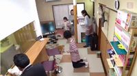 Wanita Ini Rela Hidup Miskin Demi Buka Kafe Untuk Kucing