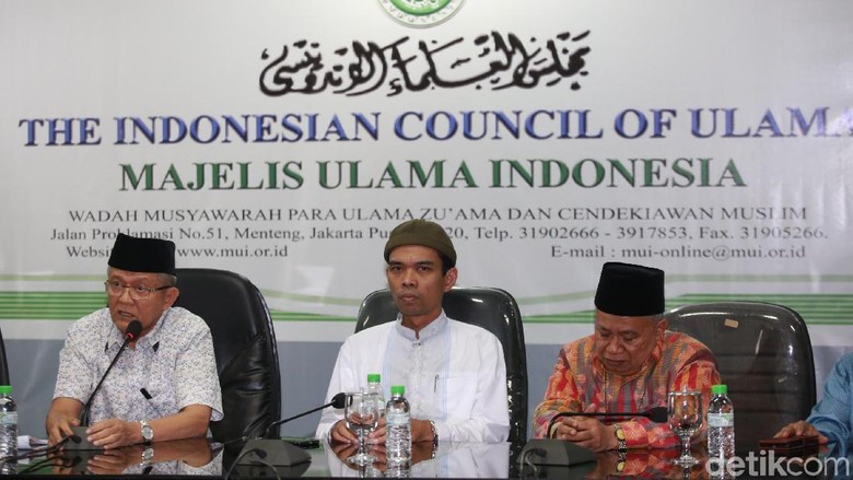 Harapan MUI Kontroversi Berhenti Setelah UAS Klarifikasi Harapan MUI Kontroversi Berhenti Setelah UAS Klarifikasi