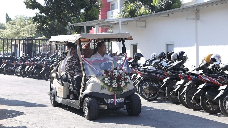 Inovasi RSUD Semarang Pindahkan Pasien Pakai Mobil Listrik Inovasi RSUD Semarang Pindahkan Pasien Pakai Mobil Listrik