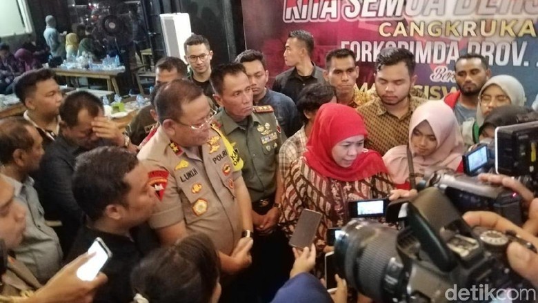 Cangkrukan Bareng, Kapolda Jatim-Khofifah Ajak Mahasiwa Jaga Persatuan