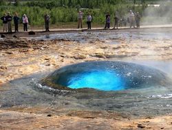 Foto-foto Penampakan Unik yang Mungkin Disangka Fiktif