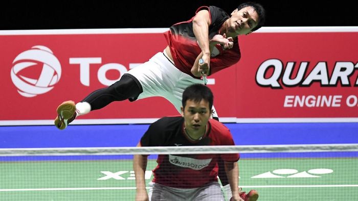 Mohammad Ahsan/Hendra Setiawan lolos ke babak 16 besar Kejuaraan Dunia Bulutangkis 2019 (Foto: ANTARA FOTO/Hafidz Mubarak/pras) Mohammad Ahsan/Hendra Setiawan lolos ke babak 16 besar Kejuaraan Dunia Bulutangkis 2019 (Foto: ANTARA FOTO/Hafidz Mubarak/pras)