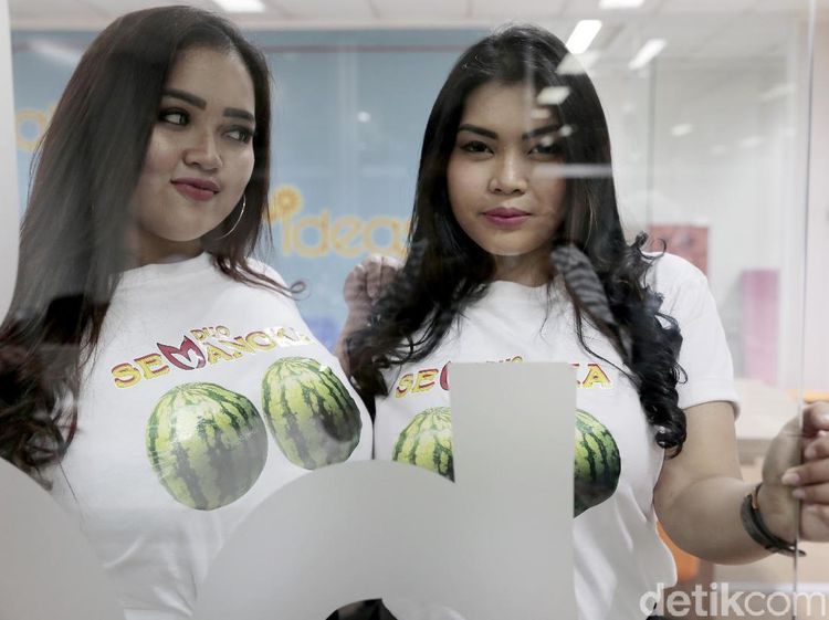 Duo Semangka, Karier, Sensor dan Keluarga