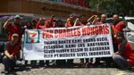 Bayar Pesangon Menggema di Depan Kantor Sevel Indonesia