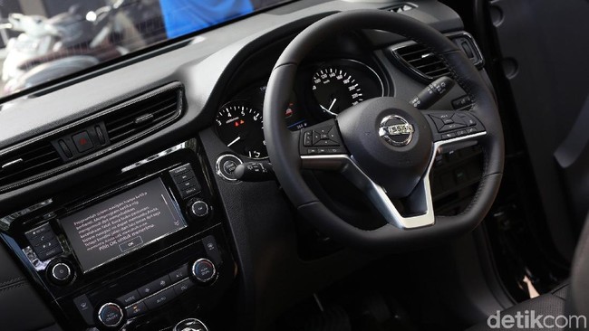 Review Lengkap Nissan X-Trail, SUV yang Banjir Fitur
