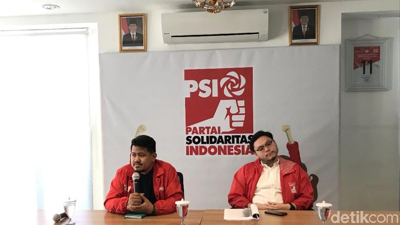 Menang Gugatan soal Tanah Abang, PSI Minta Anies Segera Tata PKL di Trotoar Menang Gugatan soal Tanah Abang, PSI Minta Anies Segera Tata PKL di Trotoar