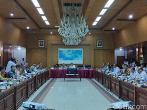 Wiranto, Darmin, dan Siti Nurbaya Rapat Bahas Pengendalian Karhutla