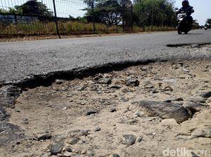 Tambal Sulam Jalan Gas Alam Depok