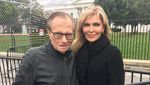 22 Tahun Menikah, Penyiar Larry King Ceraikan Istri Ke-7