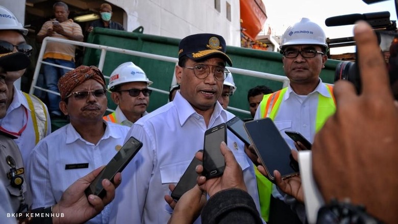 Jokowi Mau Konvoi Motor Listrik, Menhub: Tunggu Tanggal Mainnya Jokowi Mau Konvoi Motor Listrik, Menhub: Tunggu Tanggal Mainnya