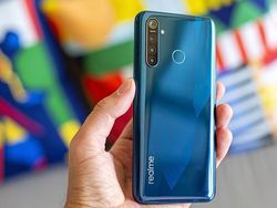 Wujud Realme 5 & 5 Pro, Ponsel Empat Kamera Dibanderol Murah