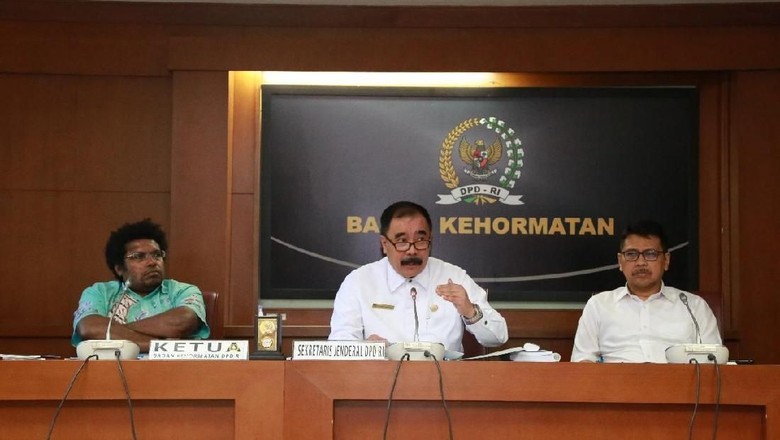 Sekjen DPD: Pencabutan Undangan GKR Hemas Menjalankan Perintah Tatib Sekjen DPD: Pencabutan Undangan GKR Hemas Menjalankan Perintah Tatib