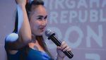 Duh, Ayu Ting Ting Kembali Dihujat Netizen Gara-gara Baju Seksi