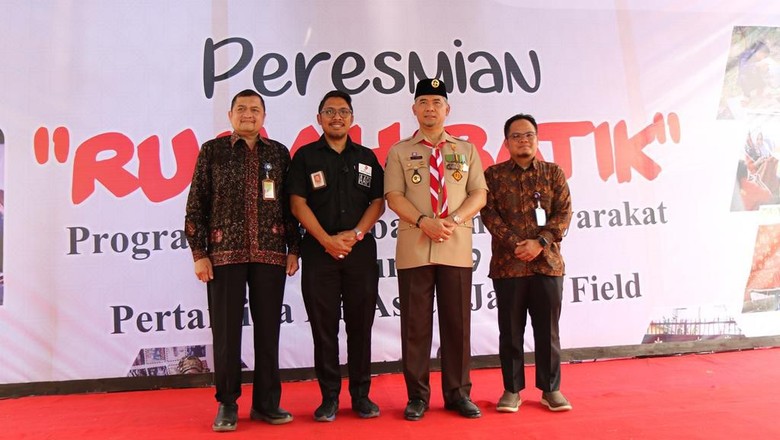 Pertamina EP Resmikan Rumah Batik di Danau Sipin Jambi Pertamina EP Resmikan Rumah Batik di Danau Sipin Jambi