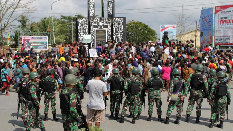 Polisi: 34 Pelaku Kerusuhan Timika Diproses Hukum Polisi: 34 Pelaku Kerusuhan Timika Diproses Hukum