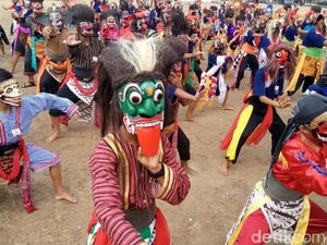 Tarian Pemikat Turis dari Kebumen
