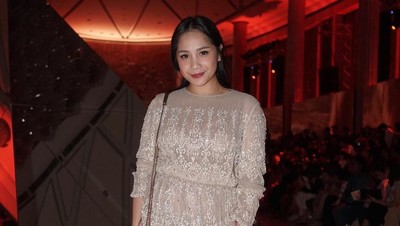 Nagita Slavina Pakai Baju Rp 54 Juta, Ini Deretan Busana Mahalnya yang Lain
