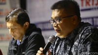 Para pembicara diskusi adalah pakar pertahanan dan keamanan-dosen Unhan Yono Reksoprodjo, Direktur Proteksi Pemerintah BSSN Ronald Tumpal, Pakar IT-Guru Besar Ilmu Komputer AFBI Institute Perbanas Richardus Eko Indrajit, praktisi IT-Ketua dan Pendiri Indonesia Cyber Security Forum Ardi Sutedja, dan Deputi Direktur Risel ELSAM Wahyudi Djafar.