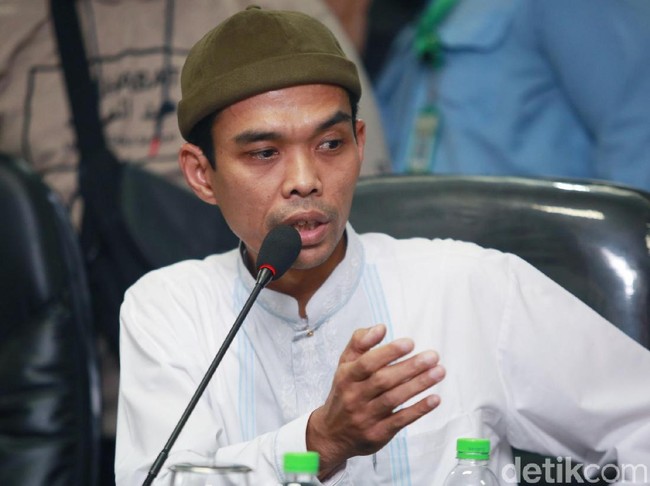 3 Pertanyaan Keresahan Giovanni Tobing Sebagai Mualaf ke Ustaz Abdul Somad