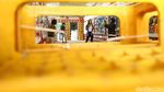 Keren! Instalasi Seni dari Barang Bekas Hiasi Terowongan Kendal