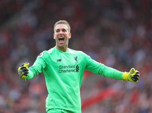 Adrian: Bek-Bek Liverpool Seperti Binatang