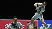 Indonesia menambah satu wakil lagi di babak ketiga Kejuaraan Dunia Bulutangkis 2019. Fajar Alfian/Muhammad Rian Ardianto lolos usai melewati duel tiga gim. ANTARA FOTO/Hafidz Mubarak.
