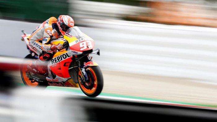 Jelang MotoGP Inggris: Masih mencoba mengadang Marc Marquez. Foto: David W Cerny / Reuters