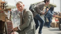 Sebelumnya tahta tersebut dipegang oleh Skyfall sejak tahun 2012 lalu yang juga meraup 1 miliar dollar. Dok. Coloumbia Pictures