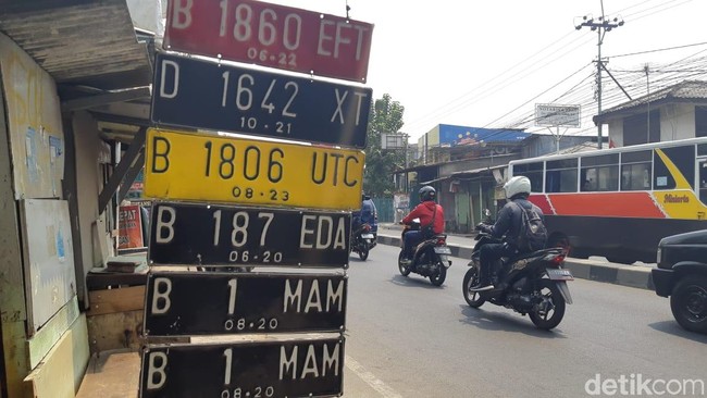 Terpopuler: Motor Dilarang Lewat Jalan Raya, Ekspor Bus Tingkat