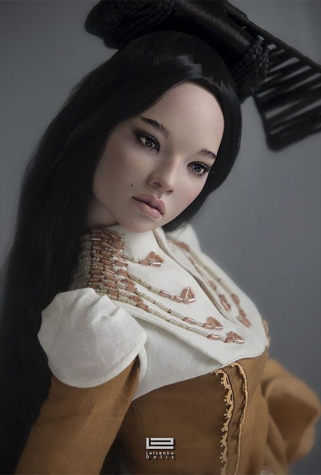 Setiap boneka juga diberi nama. Ada Sofia, Katerina, Emmy, Michelle juga Elena. Foto: Instagram/@lutsenko_dolls