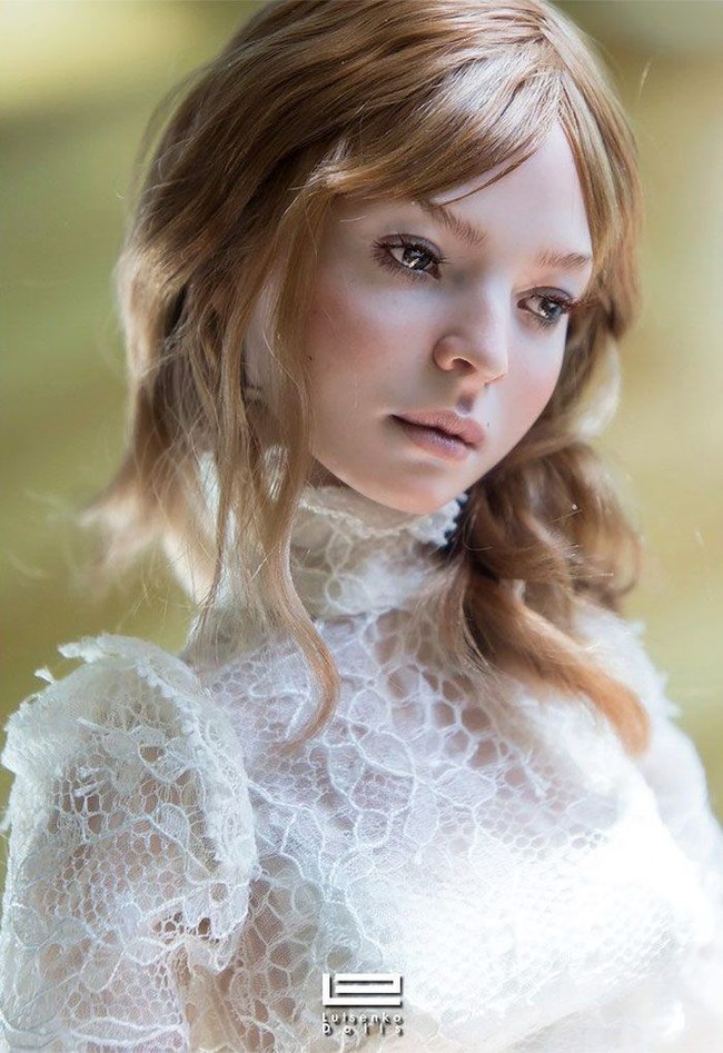 Setiap boneka dikerjakan dengan tangan tanpa mesin. Maka hanya akan ada satu boneka untuk setiap wajah dan penampilan. Foto: Instagram/@lutsenko_dolls